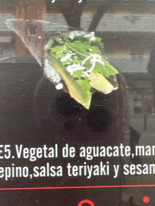 TE5. Temaki Vegetal De Aguacate (1 Pza.)