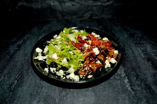 Салат з телятиною