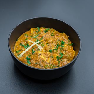 Muttar Paneer Lasuni