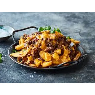 Minced Meat And Cheese Fries