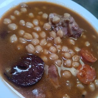 Callos con Garbanzos – Casa Antonio