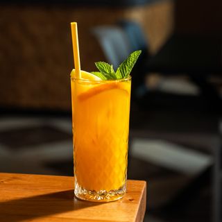 Lemoniada mango-pomarańcza