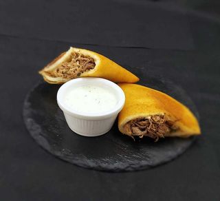 Empanada De Carne Mechada