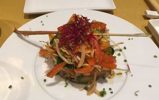 Verdura saltata con soia