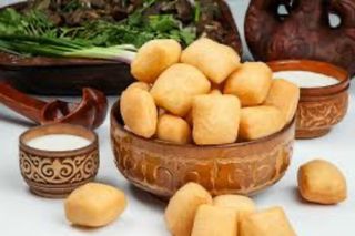 Бауырсак Бал Каймак