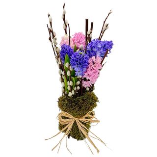 Zambile si muschi in buchet