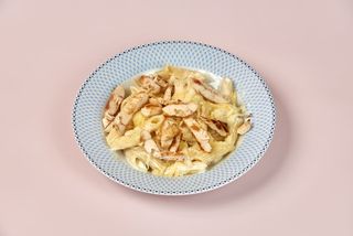 Quattro formagio di polo pasta