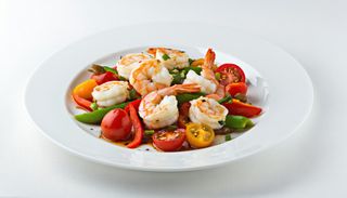 Creveți cu Legume și Mozzarella