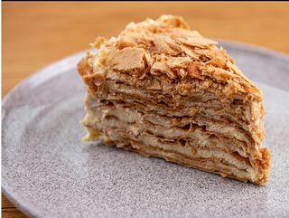 Наполеон з ванільним кремом (225г)