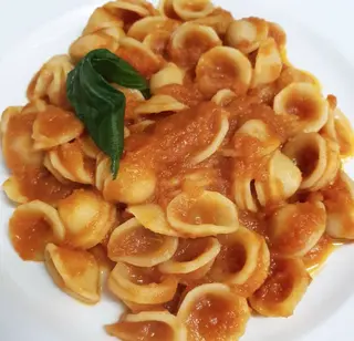 Pasta al pomodoro