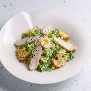 Салат Цезар з куркою су-від