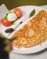 Omlet sa pršutom i sirom 200 gr