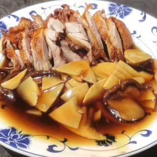 #102. Pato Con Bambú Y Setas Chinas