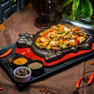  КУРИЦА НА СКОВОРОДЕ