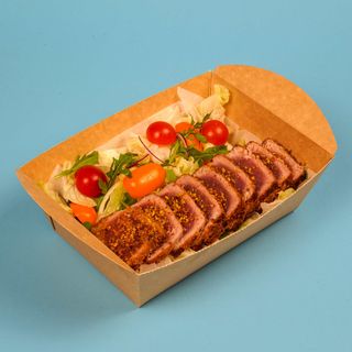 Insalata tataki di tonno