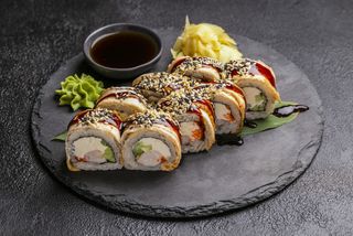 Рол з креветкою та вугрем 1 шт