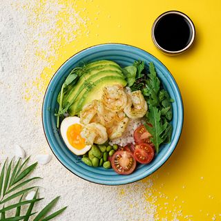 Поке з креветками та рисом