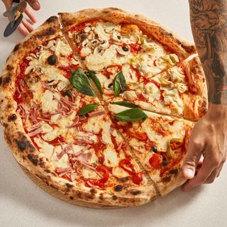 Pizza 4 stagioni (Mediana)