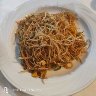 1606 spaghetti di riso con verdure 