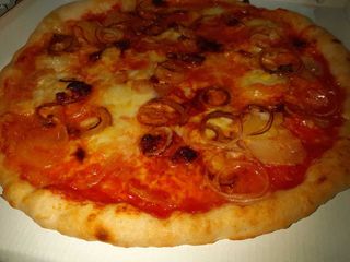 Pizza classica mediterranea
