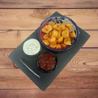 PATATAS BRAVAS.