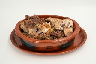 Svinjetina ispod sača