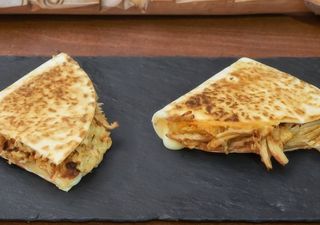 Gringas De Carne De Cochinita Pibil