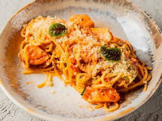 Паста з лососем та цукіні (300g)