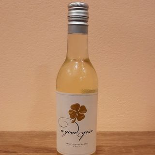 Вино Совиньон блан Менада 187мл 12% алк.