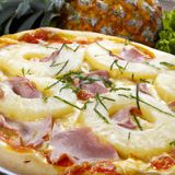 Pizza Hawaiana
