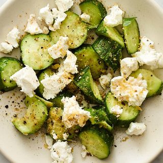 Krastavac sa sirom salata