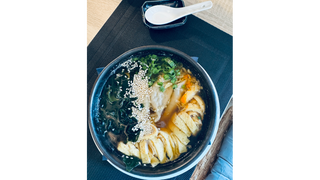 Wonton Rosół z Pierożkami Mięsnymi