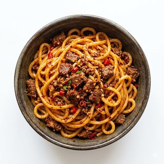 Fideos Especiales Con Ternera Picante