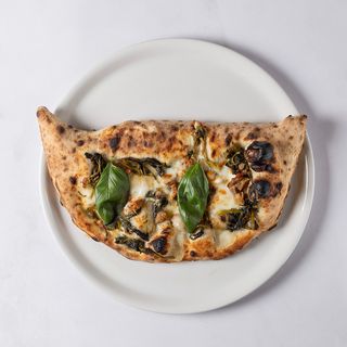 Calzone salsiccia e friarielli