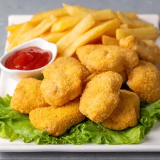 Chicken Nuggets with Chips