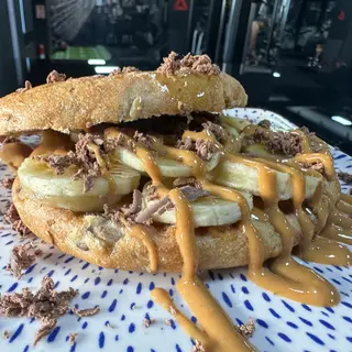 butty banana & peanut butter/Mollete  plátano y Maní