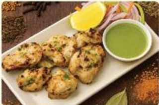 Lahsooni Murgh Tikka (Sos galben)