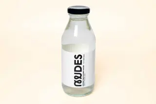 Nudes King Coconut Water