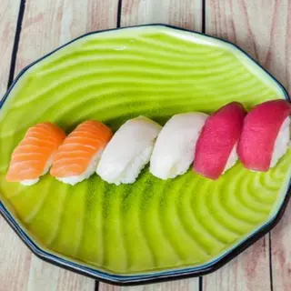 Sushi variado (6 pzas.)