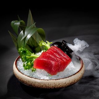 W171 Sashimi Atún