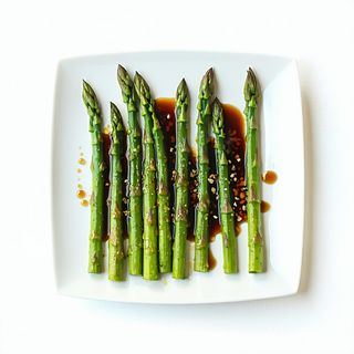 Espárragos verdes salsa ostra