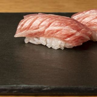 Nigiri di torch tonno 4 pezzi