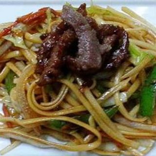 Tallarines (planos) con ternera