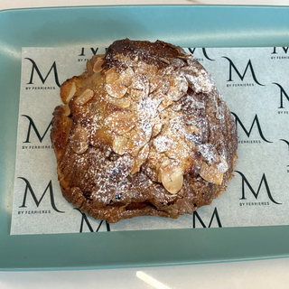 Pain Au Chocolat De Almendras