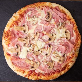 Pizza Prosciutto e Funghi