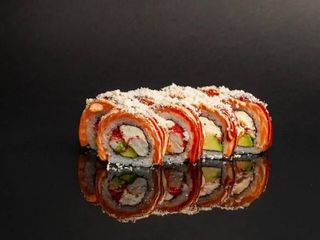 Roll Somon-Parmezan 8 buc.