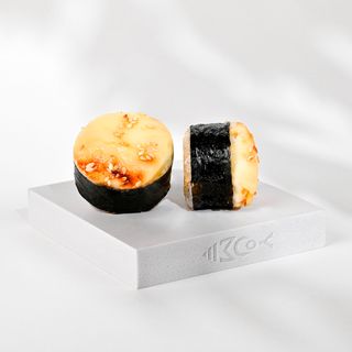 Угорь с тамаго под сыром