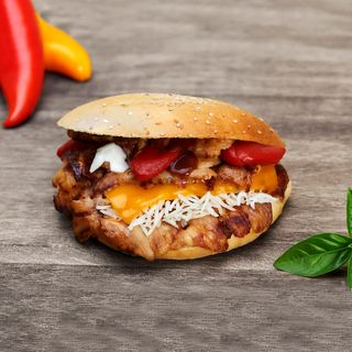 Bocadillo kebab doble