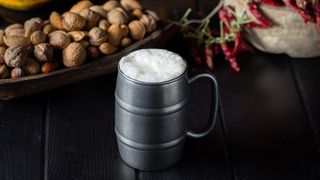 ჩამოსასხმელი ლუდი - შავი ლომი ჰელესი 1ლ