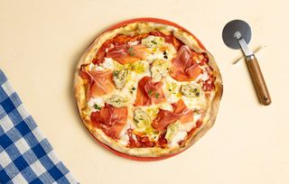 Pizza Prosciutto e Carciofi